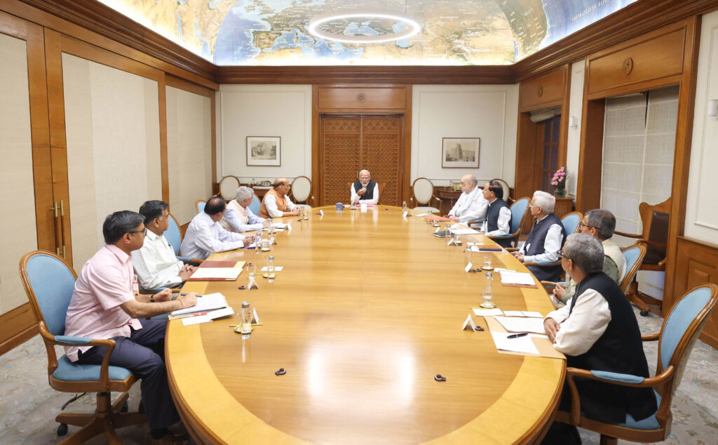 Cabinet 2