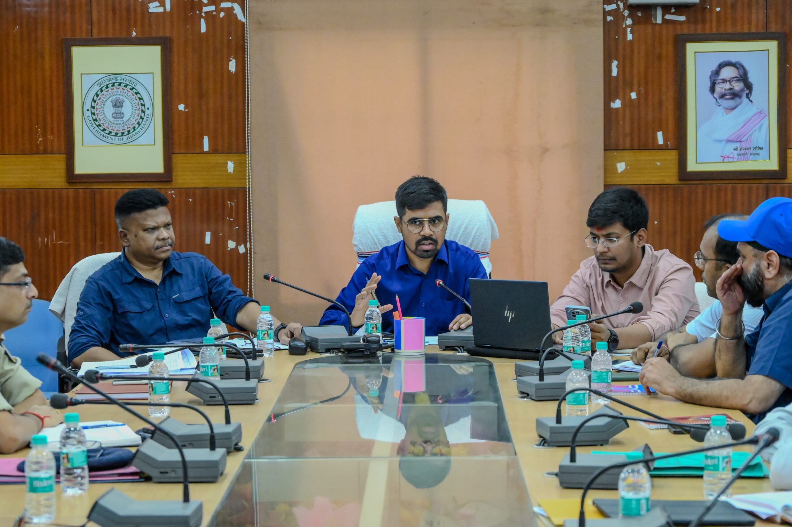 765e70a6-b9d5-4e61-b4b2-ddb7033689da