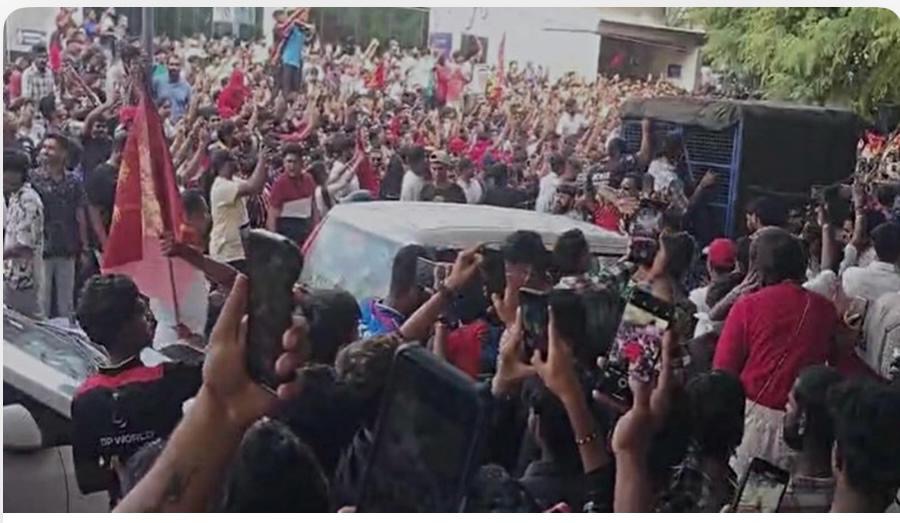 7e1f3f2d-6453-46d6-95af-2c5e139a3893