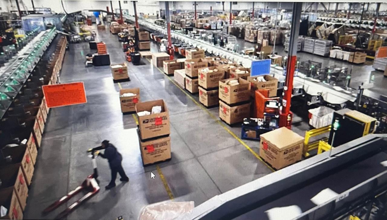 0f405516-0f8d-41c4-891a-4e1c85f32359