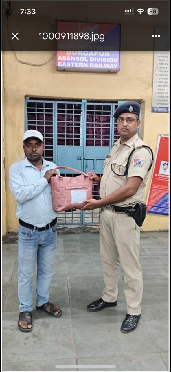 b6cef462-5ce5-4b82-aeda-acdb60e9cdbf