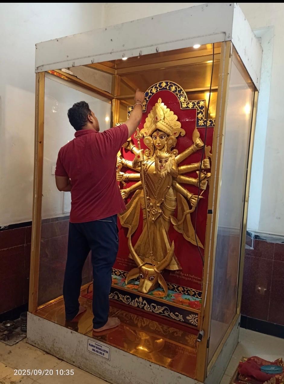 28e50cc8-f4b2-415e-bb03-c45630fe27d0