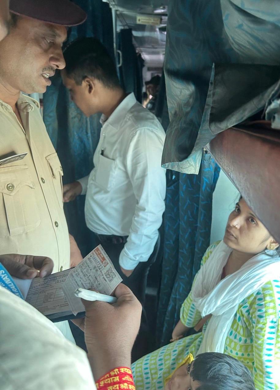 ab7a4c77-ac07-4a67-a7c4-6d31248a9aae