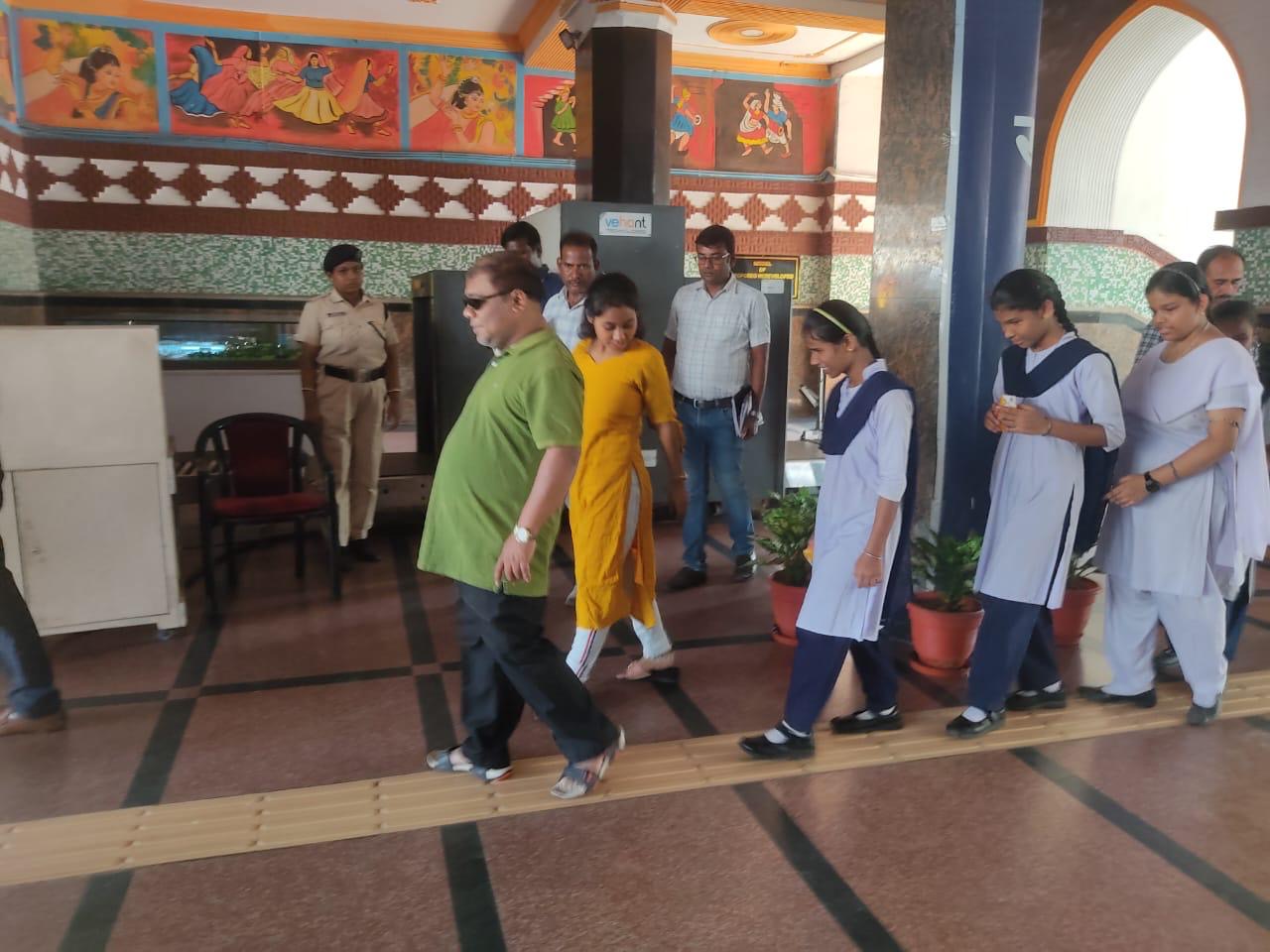 26e0ecc0-ce74-4490-bc56-305af58e54b1