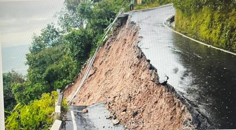 a04b6325-a459-4ae6-80bc-4d1a8e713792