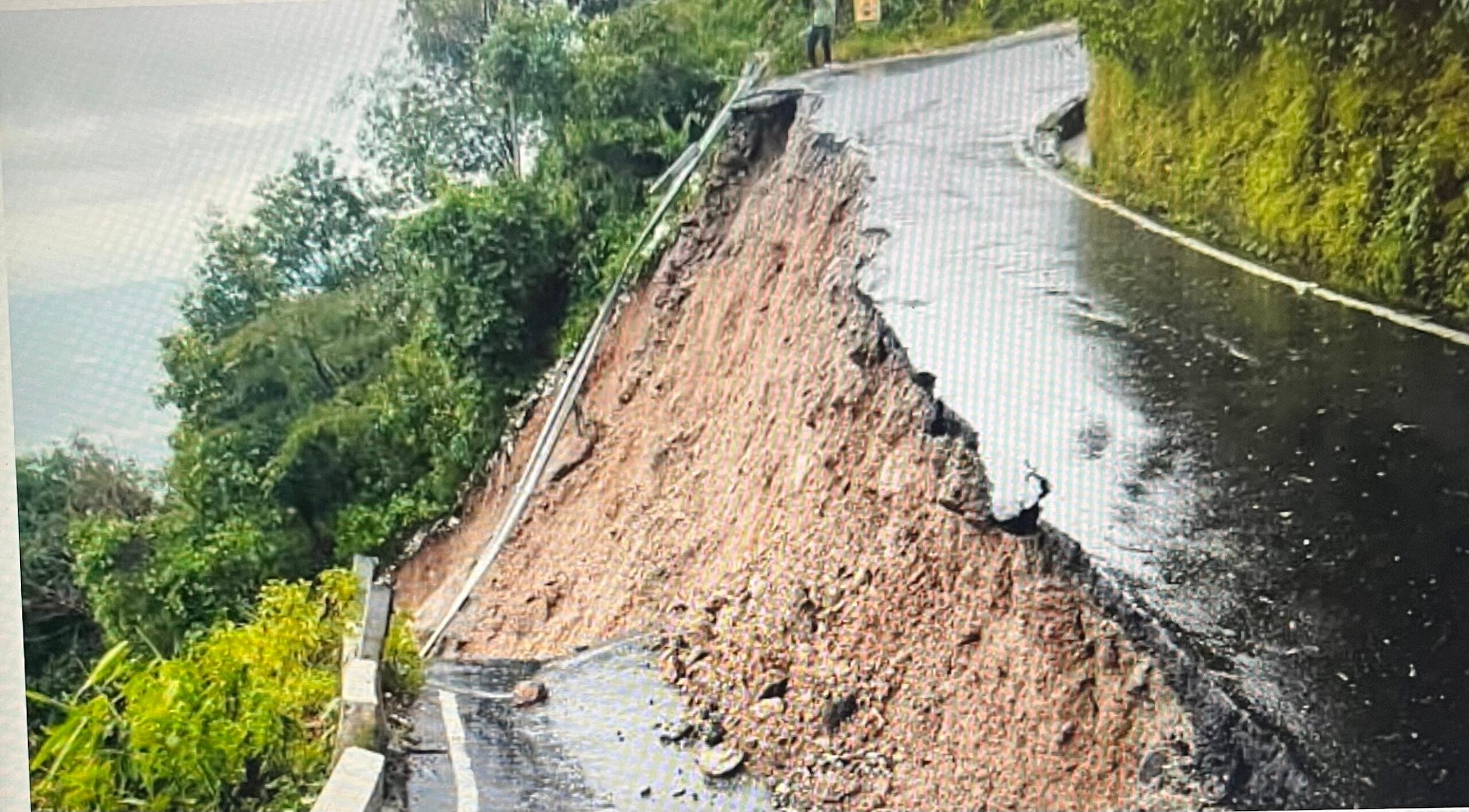 a04b6325-a459-4ae6-80bc-4d1a8e713792