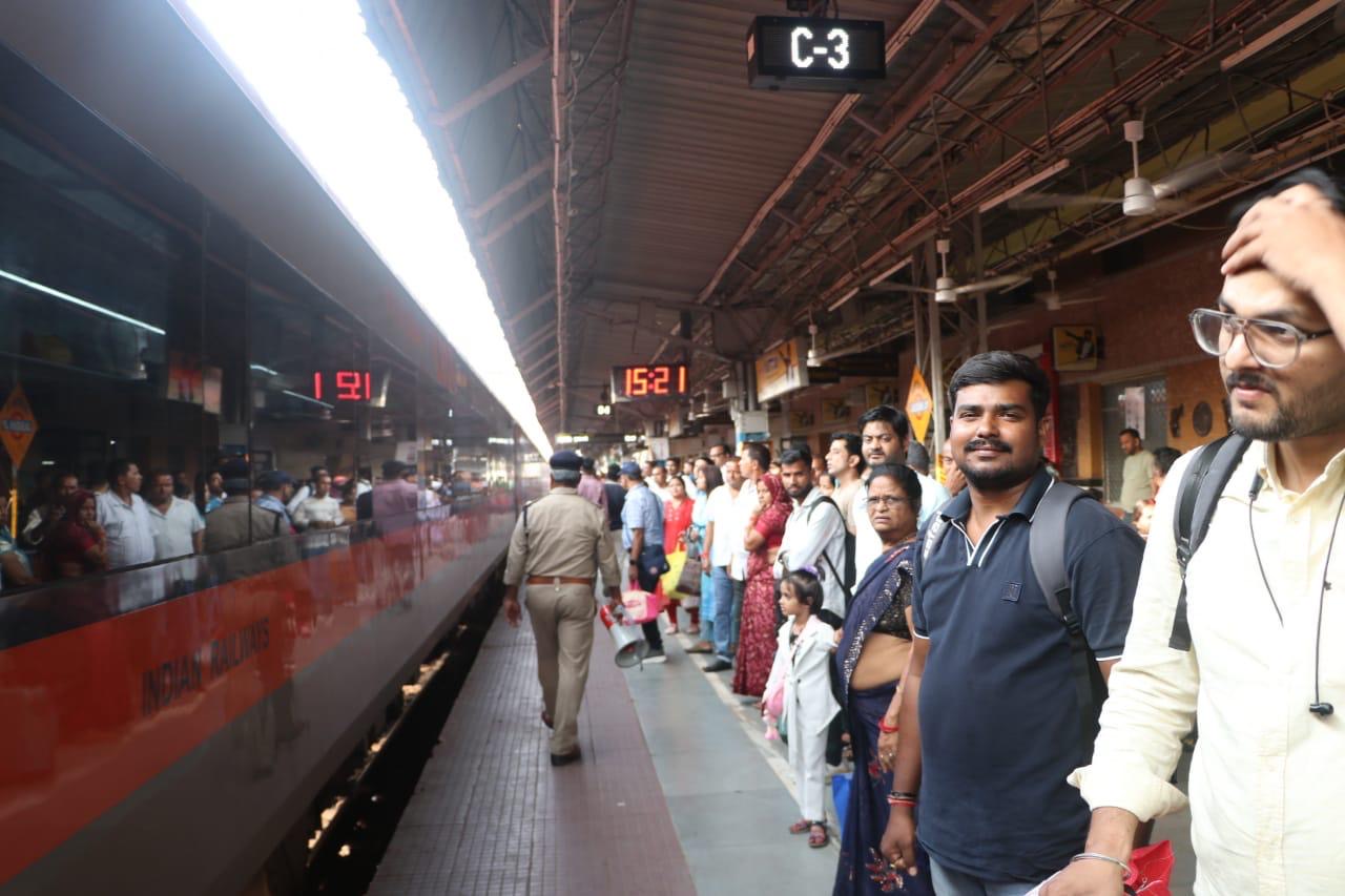 cb084bd3-56fd-4841-9666-5bc2e3e0c4aa