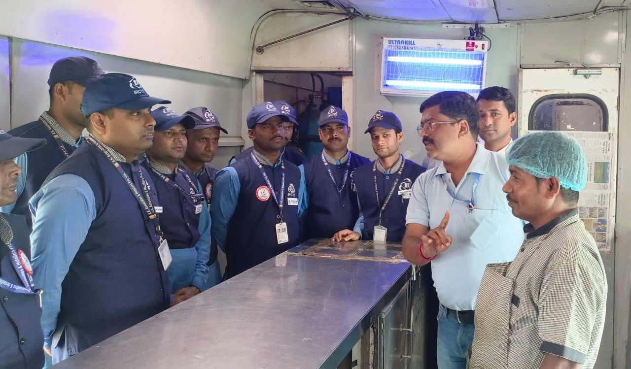 dd5dc3bc-1f10-472e-b656-403debbfd3bf