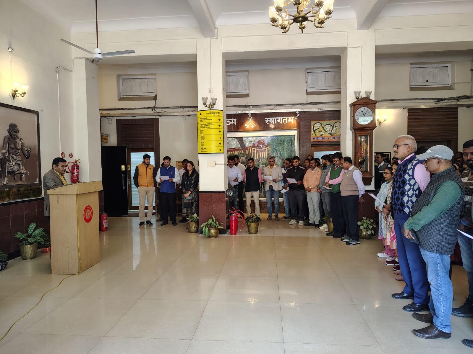 6ac3c9b2-2bab-4d22-a26c-0f88257dde32