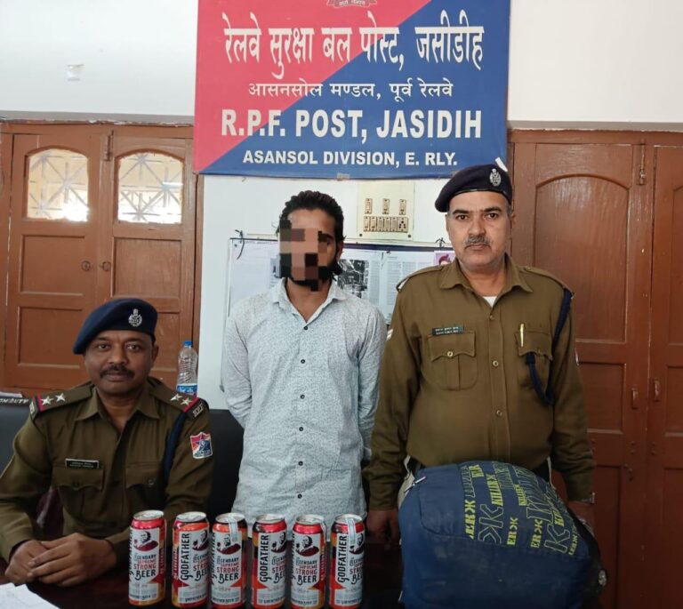 b2122313-c4fe-4057-8935-97bf4770c7c0