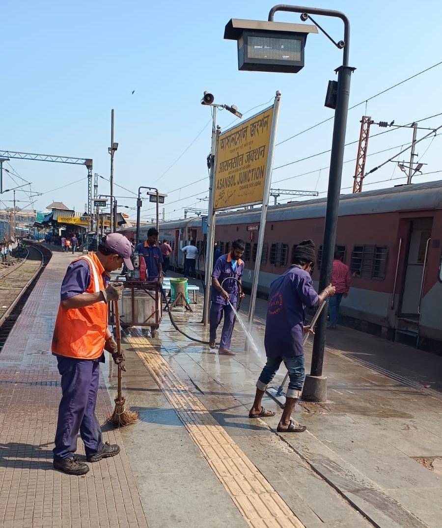 faba5381-55c2-44c8-a0f5-99726398927b